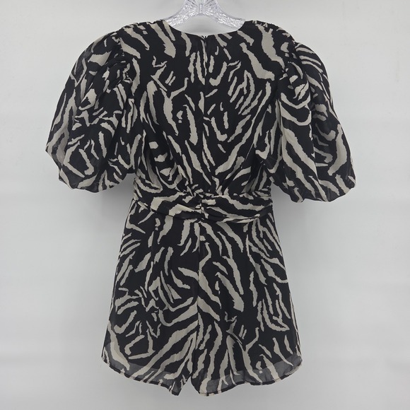 NASTY GAL Romper 4 Black Zebra Print Puff Sleeve Animal Print Chic Party Night - Picture 4 of 7